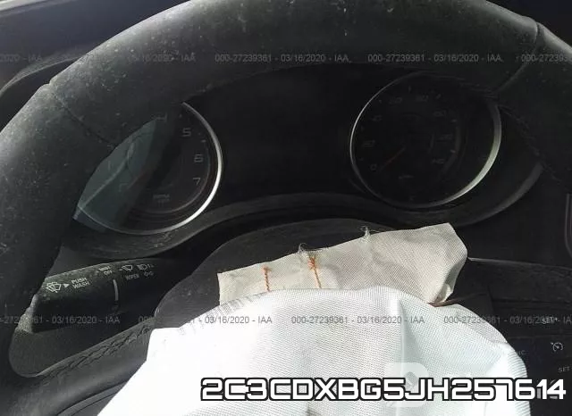 2C3CDXBG5JH257614 фото 8