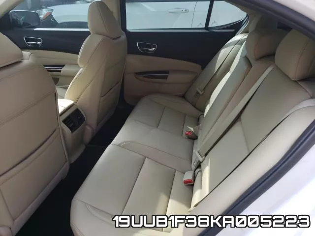 19UUB1F38KA005223 фото 7