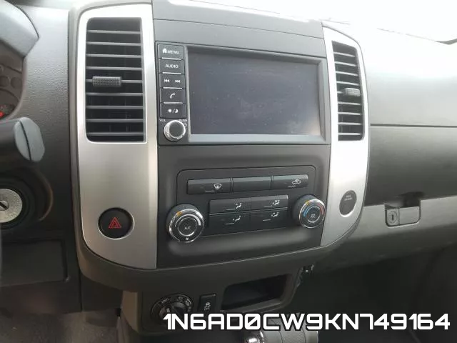 1N6AD0CW9KN749164 фото 10