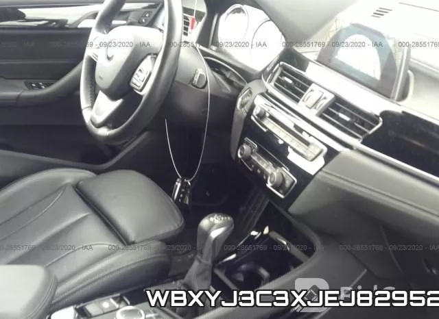 WBXYJ3C3XJEJ82952 фото 6