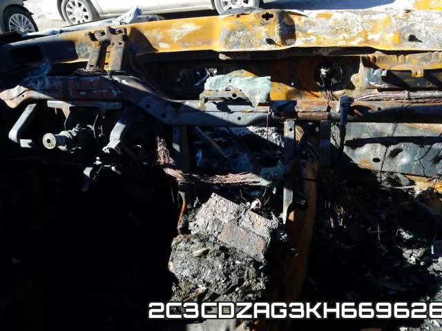 2C3CDZAG3KH669626 фото 10