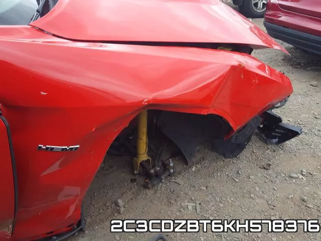 2C3CDZBT6KH578376 фото 10