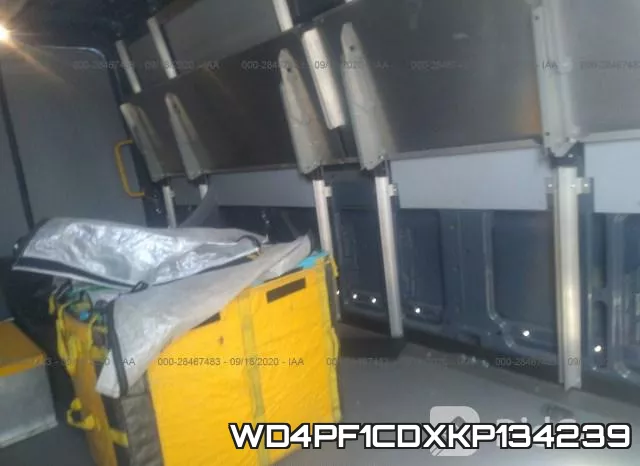 WD4PF1CDXKP134239 фото 9