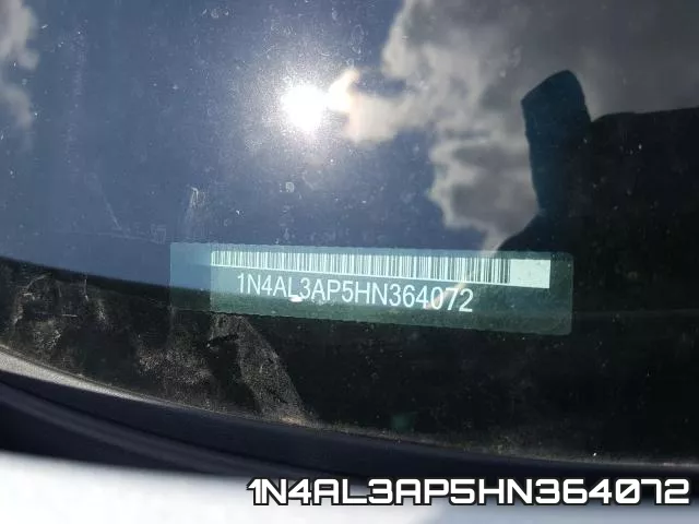 1N4AL3AP5HN364072 фото 2