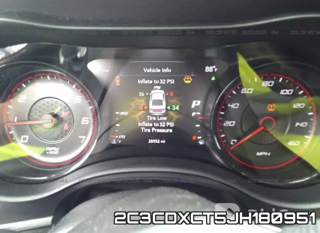 2C3CDXCT5JH180951 фото 8