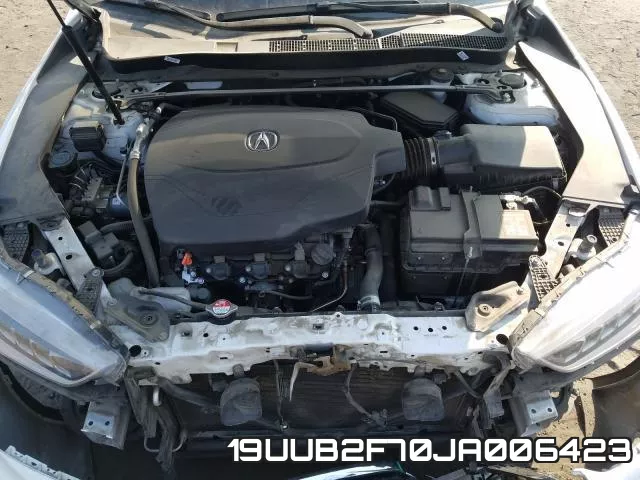 19UUB2F70JA006423 фото 8