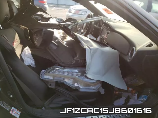JF1ZCAC15J8601616 фото 6