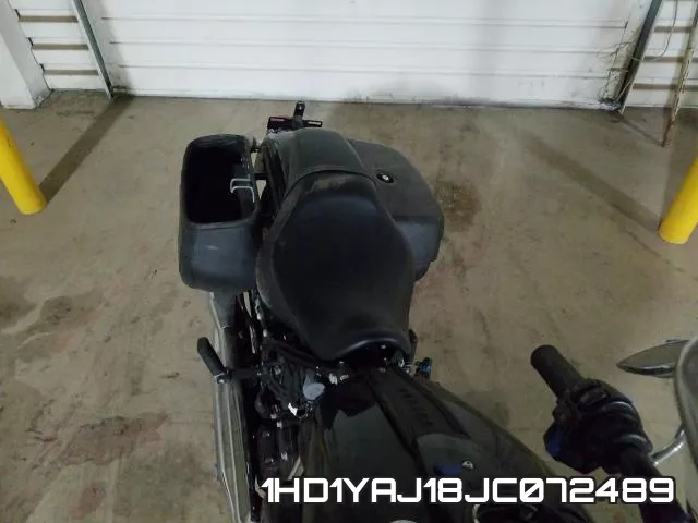 1HD1YAJ18JC072489 фото 7
