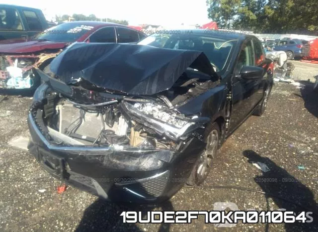 19UDE2F70KA011064 фото 3
