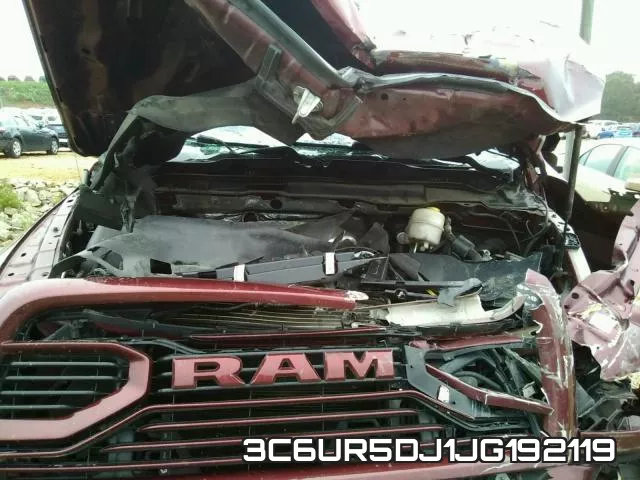 3C6UR5DJ1JG192119 фото 8