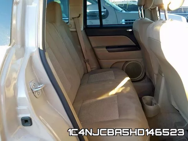 1C4NJCBA5HD146523 фото 7