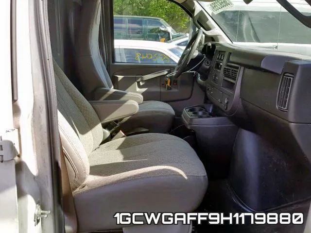 1GCWGAFF9H1179880 фото 6