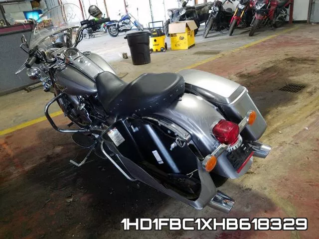1HD1FBC1XHB618329 фото 4