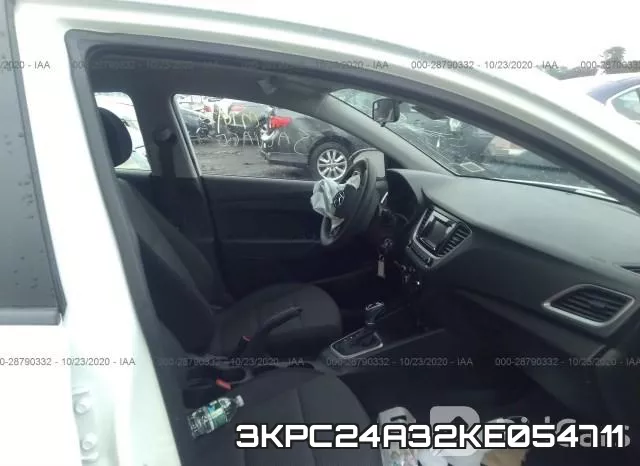 3KPC24A32KE054711 фото 6