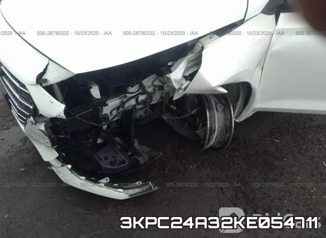 3KPC24A32KE054711 фото 7