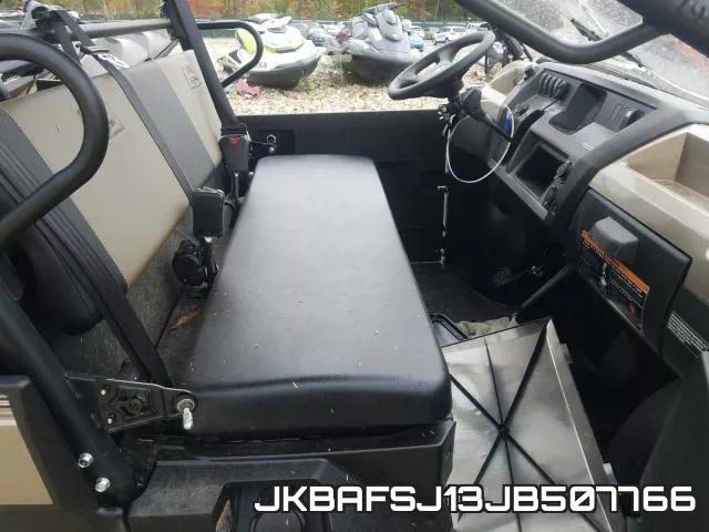 JKBAFSJ13JB507766 фото 6
