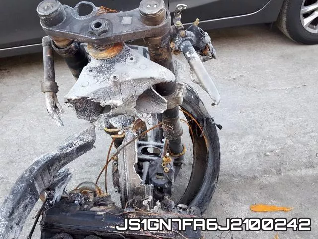 JS1GN7FA6J2100242 фото 6