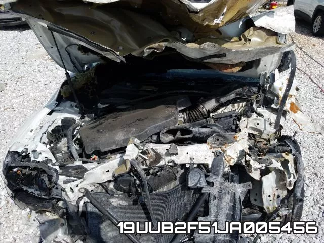 19UUB2F51JA005456 фото 8