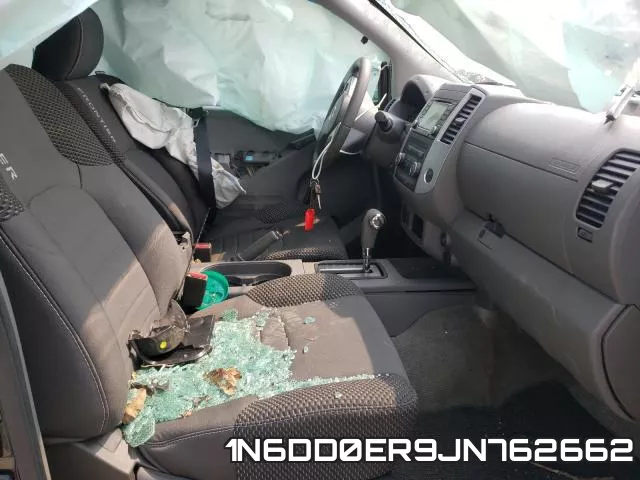 1N6DD0ER9JN762662 фото 6