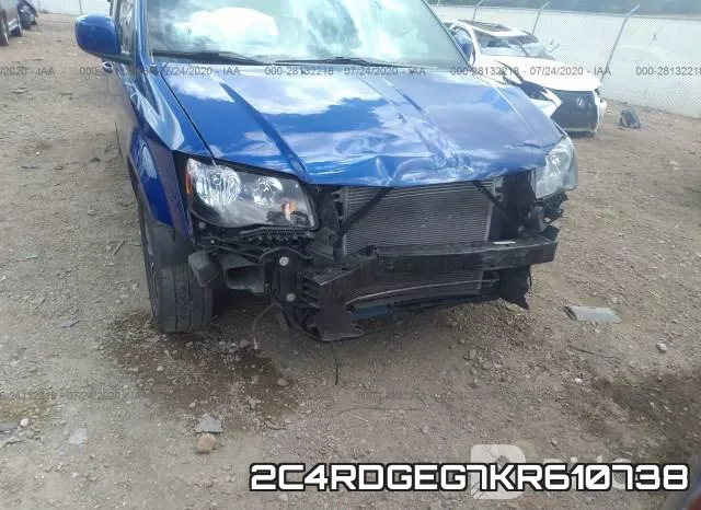 2C4RDGEG7KR610738 фото 5