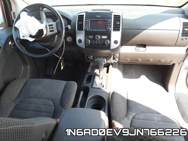 1N6AD0EV9JN766226 фото 10