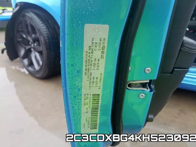 2C3CDXBG4KH523092 фото 2