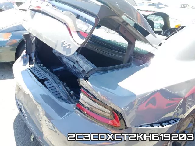 2C3CDXCT2KH619203 фото 9