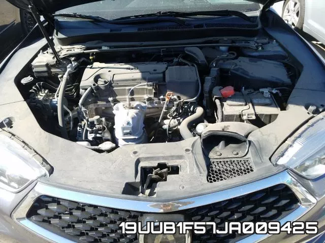 19UUB1F57JA009425 фото 8