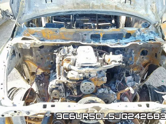 3C6UR5DL5JG242683 фото 8