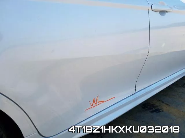 4T1BZ1HKXKU032018 фото 10