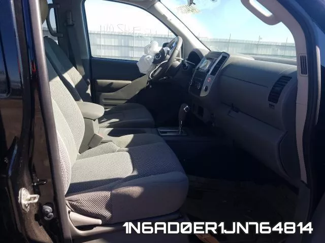 1N6AD0ER1JN764814 фото 6
