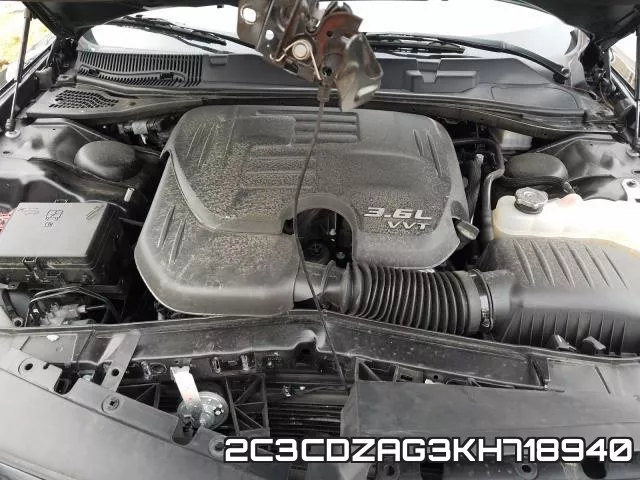 2C3CDZAG3KH718940 фото 8
