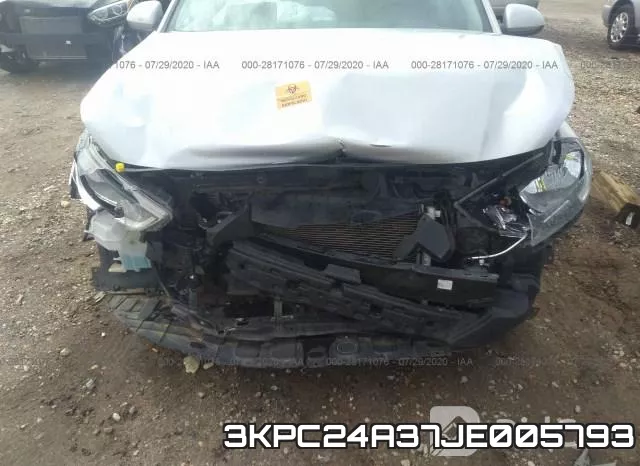 3KPC24A37JE005793 фото 7