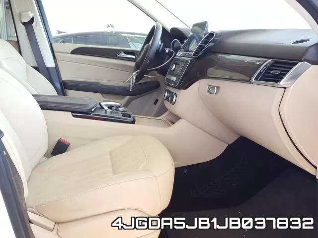 4JGDA5JB1JB037832 фото 6