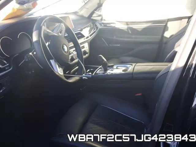 WBA7F2C57JG423843 фото 6