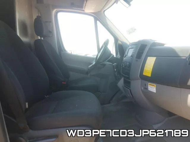 WD3PE7CD3JP621789 фото 6
