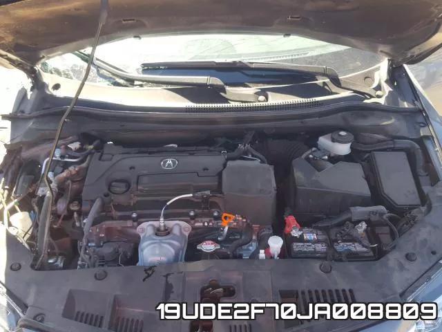 19UDE2F70JA008809 фото 8