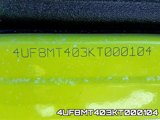 4UF8MT403KT000104 фото 2