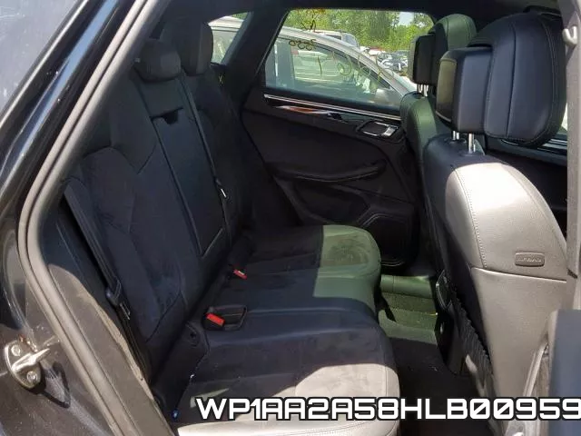 WP1AA2A58HLB00959 фото 7