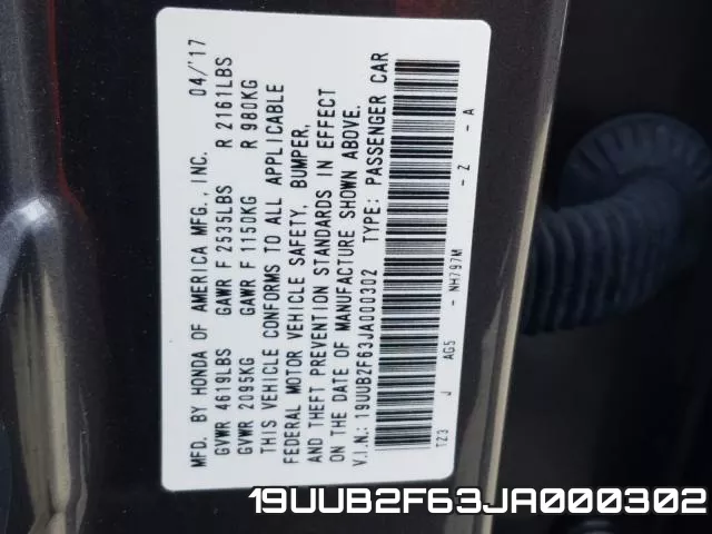 19UUB2F63JA000302 фото 2
