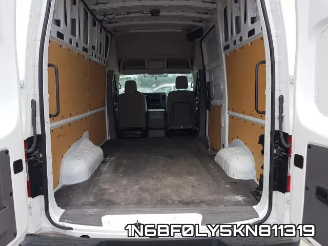 1N6BF0LY5KN811319 фото 10