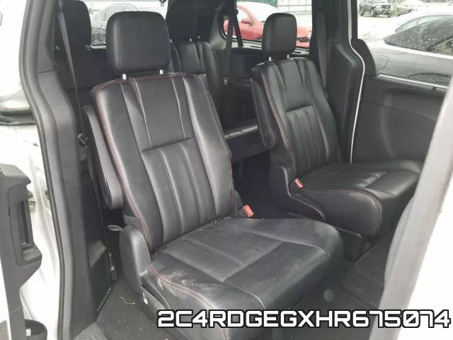 2C4RDGEGXHR675074 фото 7