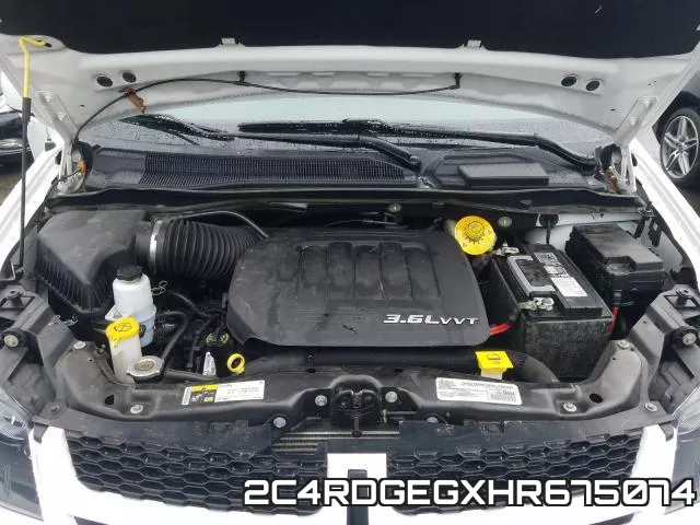 2C4RDGEGXHR675074 фото 8