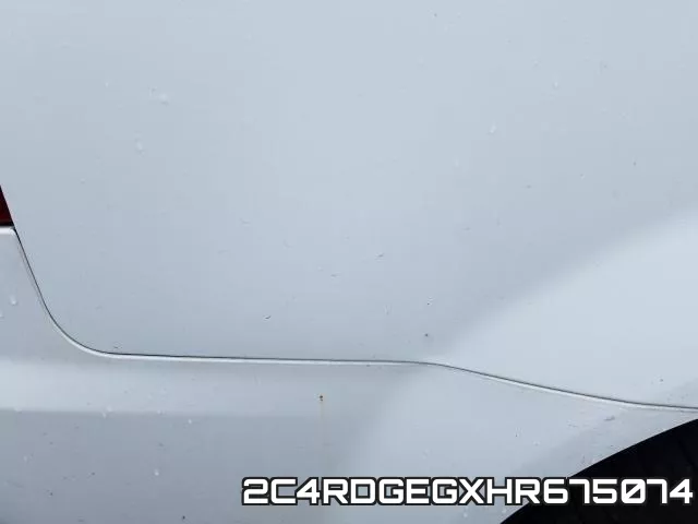 2C4RDGEGXHR675074 фото 10