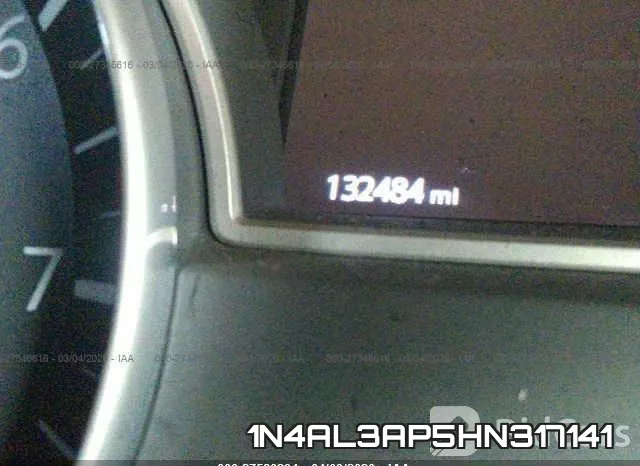1N4AL3AP5HN317141 фото 8
