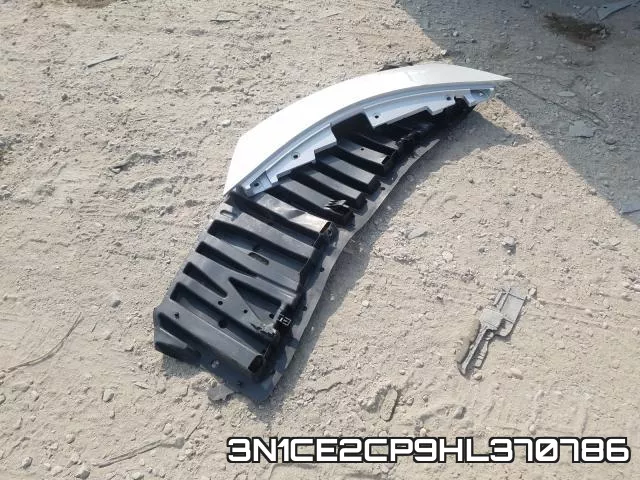 3N1CE2CP9HL370786 фото 10