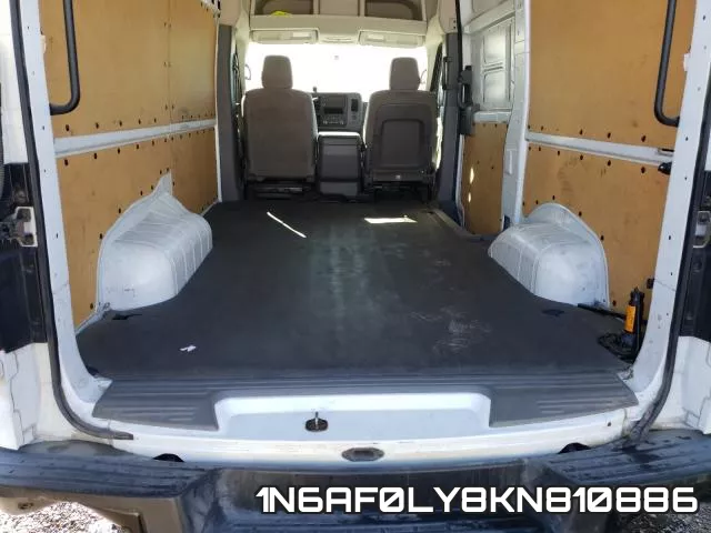 1N6AF0LY8KN810886 фото 7