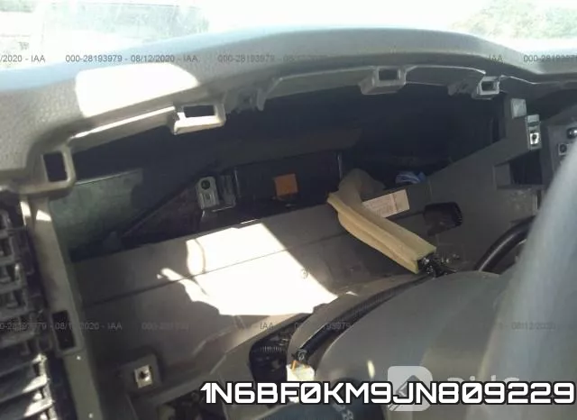 1N6BF0KM9JN809229 фото 8