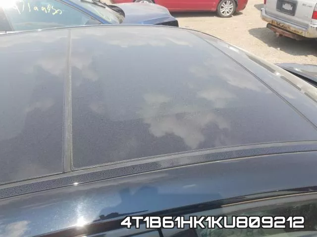 4T1B61HK1KU809212 фото 10