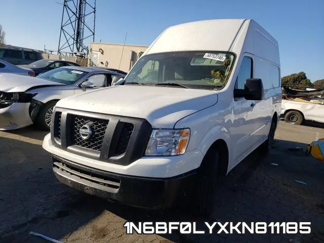 1N6BF0LYXKN811185 фото 3
